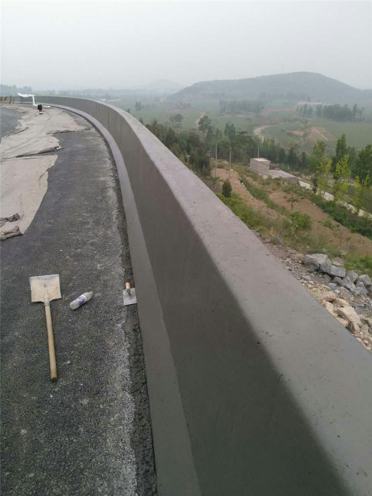 NC1300 Henan Xinxiang Crash Barrier